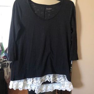 Arizona size large junior black blouse